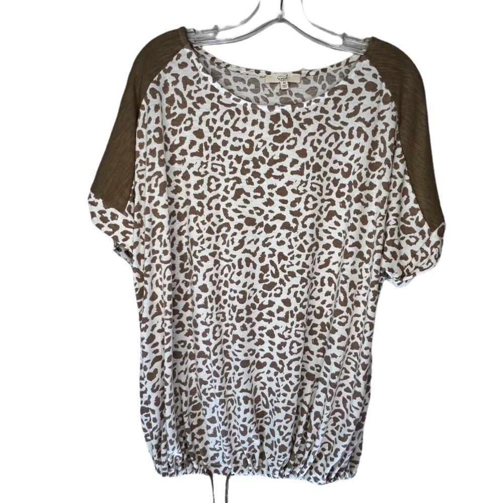 Easel Los Angeles Top